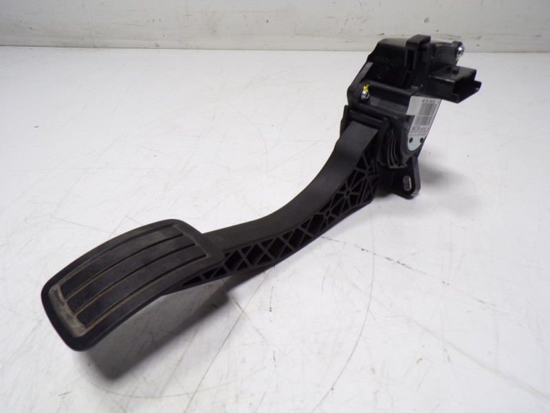 Recambio de potenciometro pedal para opel grandland x 1.5 cdti dpf referencia OEM IAM 9674829180 9674829180 