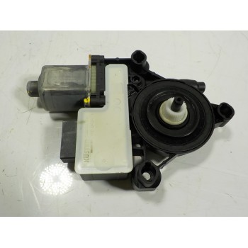 MOTOR ELEVALUNAS TRASERO DERECHO 5Q0959407D 5Q0959407D 