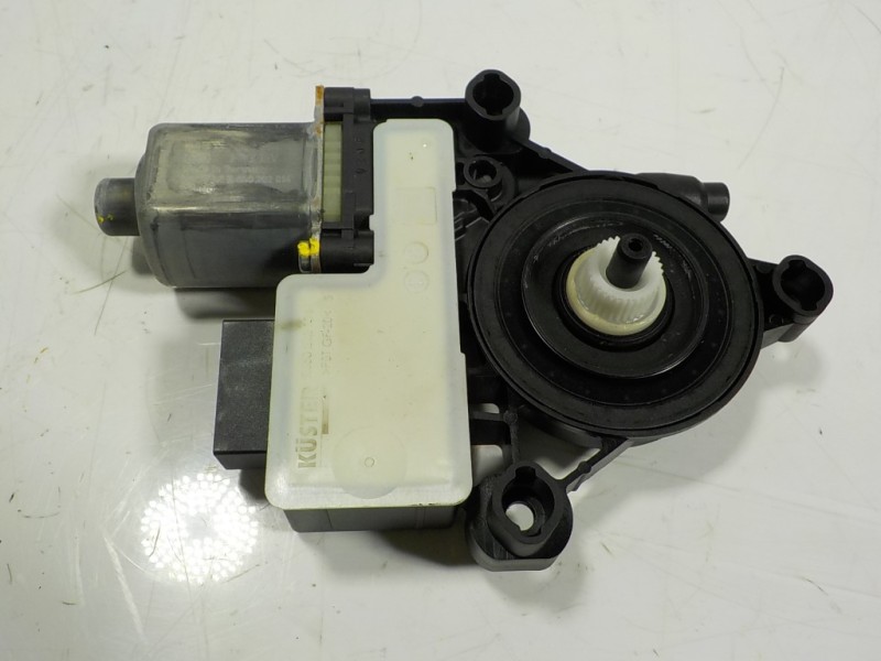 Recambio de motor elevalunas trasero derecho para seat leon sportstourer (kl8) style referencia OEM IAM 5Q0959407D 5Q0959407D 