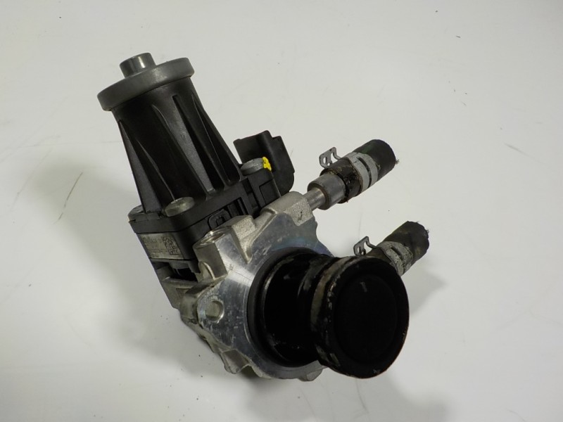 Recambio de valvula egr para opel grandland x 1.5 cdti dpf referencia OEM IAM 9813064280 9829870080 