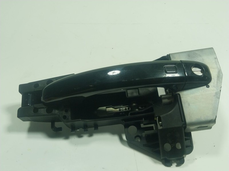Recambio de maneta exterior delantera izquierda para audi a4 b8 (8k2) 2.0 tdi referencia OEM IAM 8T0837205AGRU  8T1837885B