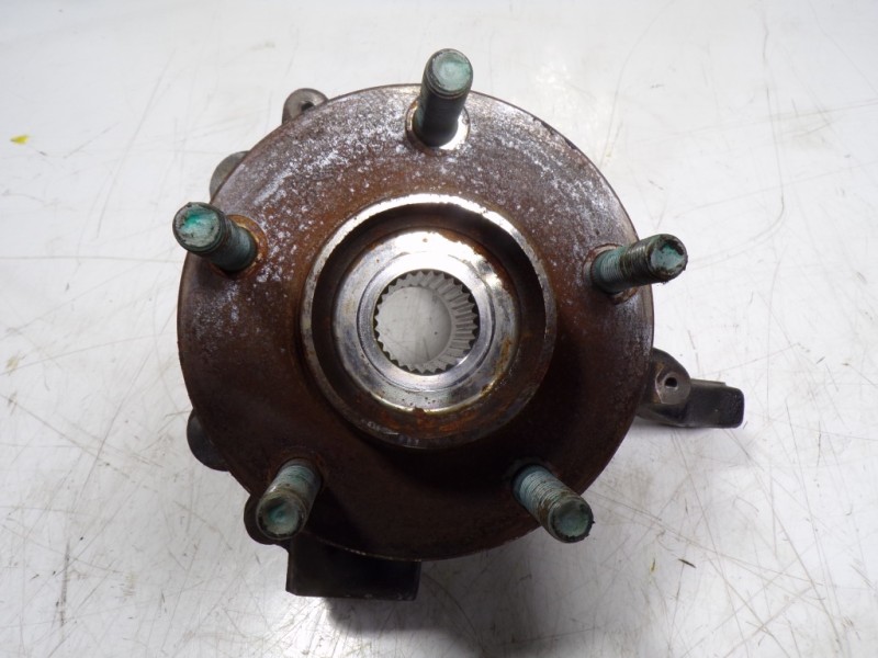 Recambio de mangueta delantera izquierda para mazda 3 lim. (bl) 2.2 turbodiesel cat referencia OEM IAM BBM233031A  