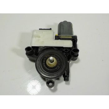 MOTOR ELEVALUNAS DELANTERO DERECHO 2Q1959882 2Q1959882 