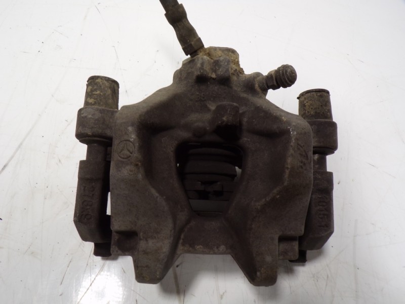 Recambio de pinza freno trasera derecha para mercedes-benz clase c (w204) coupe 1.6 cat referencia OEM IAM A2044231681  