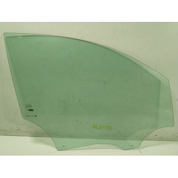 CRISTAL PUERTA DELANTERO DERECHO A1677250800 A1677250800 