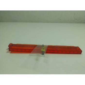 PILOTO TRASERO CENTRAL 8K5945097 