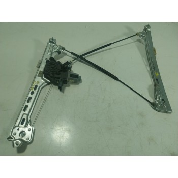 ELEVALUNAS DELANTERO DERECHO 807206746R 807206746R 