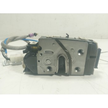 CERRADURA PUERTA DELANTERA IZQUIERDA A1667200135 A1667200135 