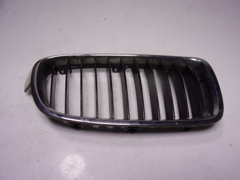 Recambio de rejilla para bmw serie 3 lim. (f30) 2.0 16v diesel referencia OEM IAM 51137255412 5113726382 