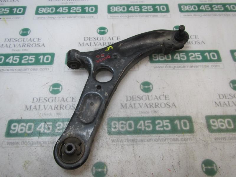 Recambio de brazo suspension inferior delantero derecho para hyundai veloster sport s referencia OEM IAM 545013X000  
