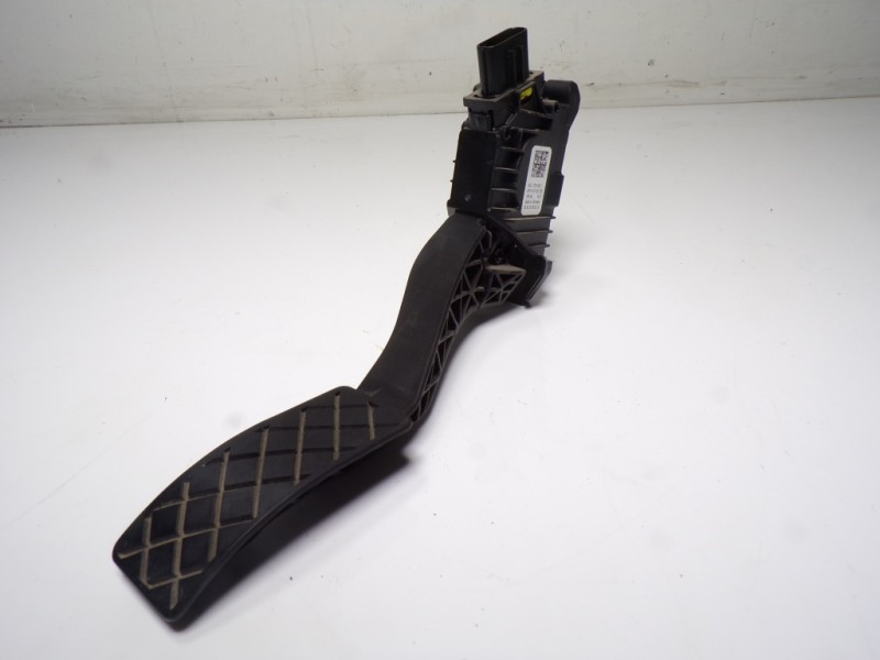 Recambio de potenciometro pedal para volkswagen touran (5t1) 2.0 tdi referencia OEM IAM 5Q1723503L 5Q1723503L 