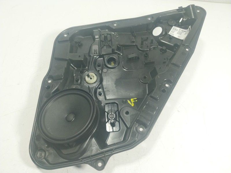 Recambio de elevalunas trasero derecho para mercedes-benz clase gla (w156) 1.6 cat referencia OEM IAM A1767304400 A2047302835 