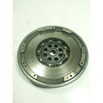 KIT EMBRAGUE A0262500501 A2700300205