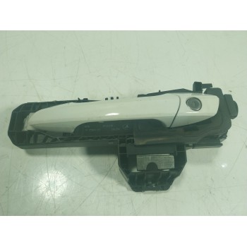 MANETA EXTERIOR DELANTERA IZQUIERDA A20476001709149 A2047601700