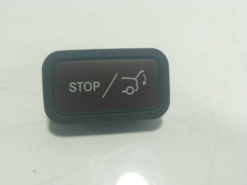 Recambio de maneta porton para mercedes-benz clase gla (w156) 1.6 cat referencia OEM IAM A2468210151 2468210151 