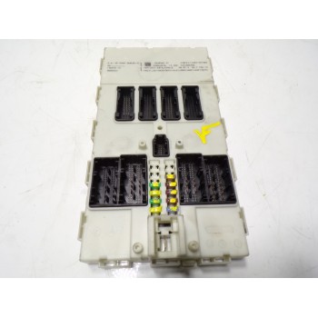 CAJA RELES / FUSIBLES 61359438729 6135934836201 