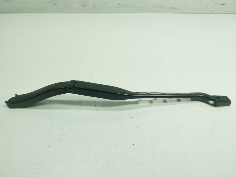 Recambio de brazo limpia delantero izquierdo para mercedes-benz gle (w166) 400 4-matic (166.056) referencia OEM IAM A1668200744 