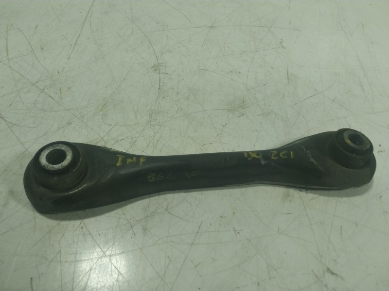 Recambio de brazo suspension inferior delantero izquierdo para ford kuga i 2.0 tdci referencia OEM IAM 1500111  