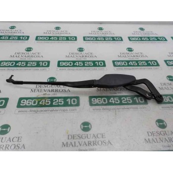 BRAZO LIMPIA DELANTERO DERECHO A2118200444 