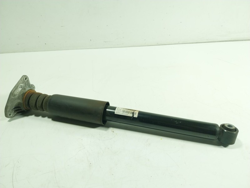 Recambio de amortiguador trasero izquierdo para bmw 1 (f40) 118 d referencia OEM IAM 33506877076 687707602 