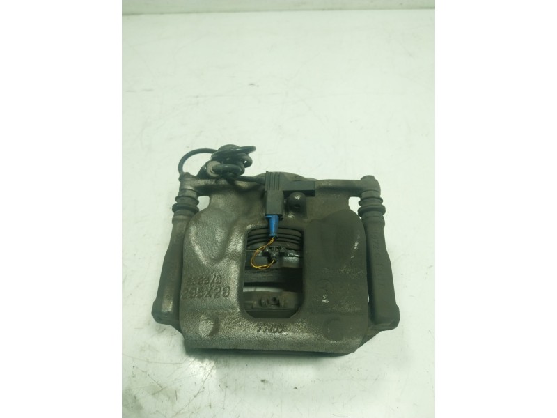 Recambio de pinza freno delantera derecha para mercedes-benz clase gla (w156) 1.6 cat referencia OEM IAM A0004216881  