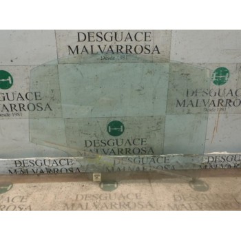 CRISTAL PUERTA TRASERO DERECHO GJ6A72511C 