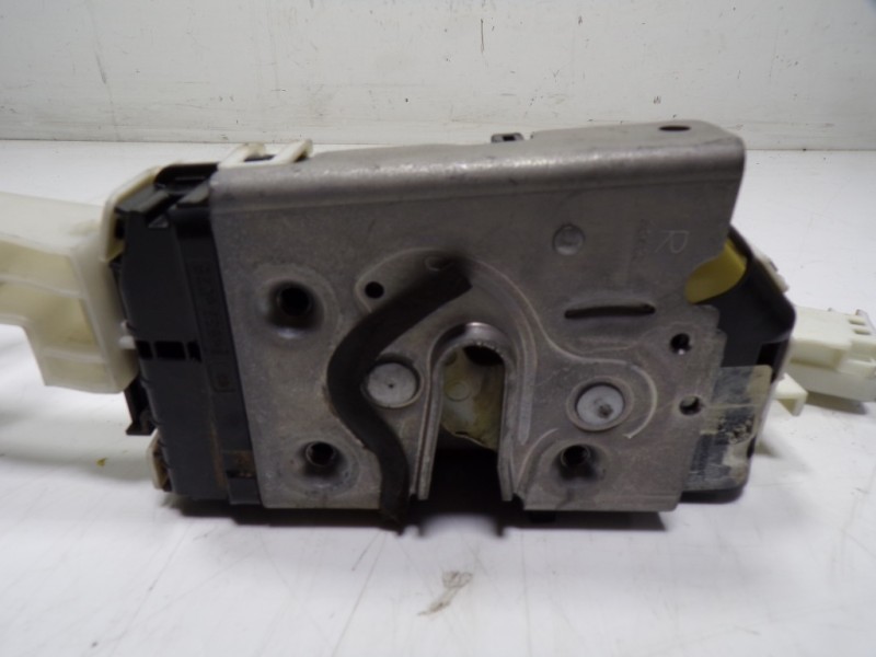 Recambio de cerradura puerta trasera derecha para fiat 500 x (334) 1.6 16v cat referencia OEM IAM 52139906 40146025008 