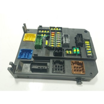 CAJA RELES / FUSIBLES 1609295080 9664992380 