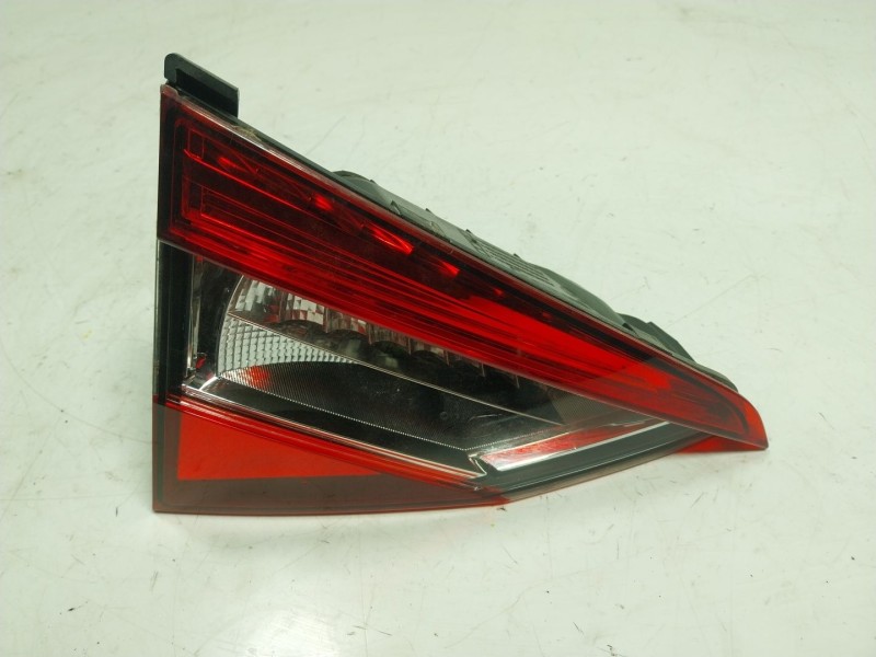 Recambio de piloto trasero izquierdo interior para skoda superb (3v3) 2.0 tdi referencia OEM IAM 3V5945307B  