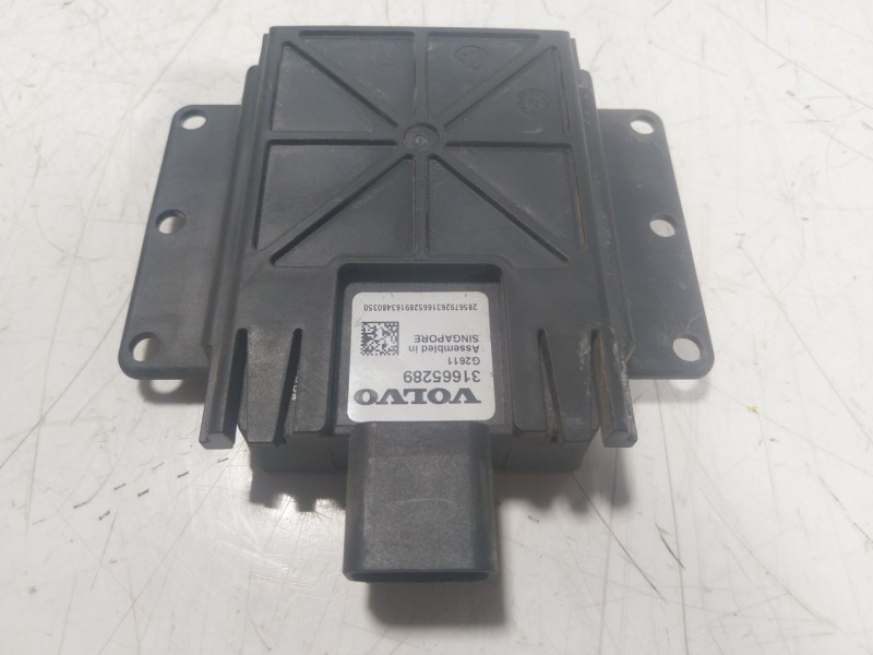 Recambio de modulo electronico para volvo v60 ii (225) b4 mild-hybrid referencia OEM IAM 31687597 31665289 