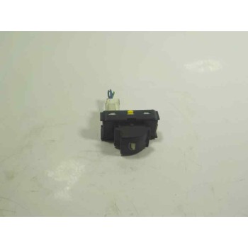 MANDO ELEVALUNAS DELANTERO IZQUIERDO 