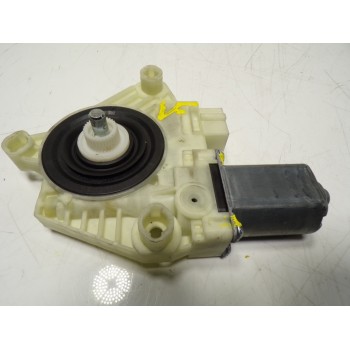 MOTOR ELEVALUNAS DELANTERO IZQUIERDO A2059060013 A2059060013 