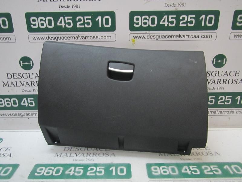 Recambio de guantera para renault laguna grandtour iii 2.0 dci diesel cat referencia OEM IAM 682520001R  