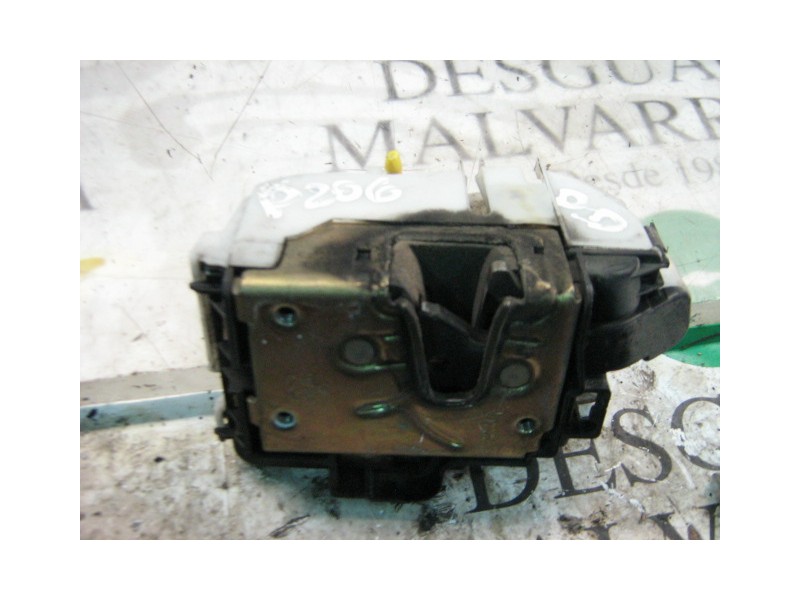 Recambio de cerradura puerta delantera derecha para volkswagen polo berlina (6n1) básico referencia OEM IAM   