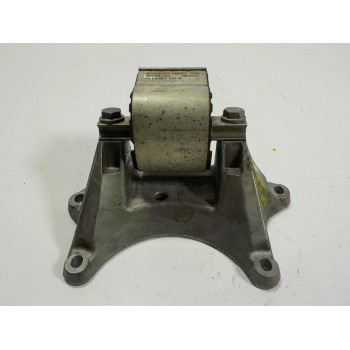 SOPORTE CAMBIO A2052403400 A2052403400 16011803235