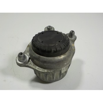 SOPORTE MOTOR DERECHO A2052406717 A2052406717 