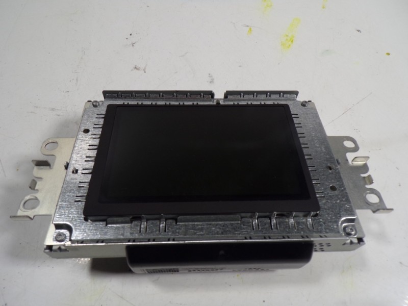 Recambio de pantalla multifuncion para volvo v40 kinetic referencia OEM IAM 36001984 31427183 7505800033