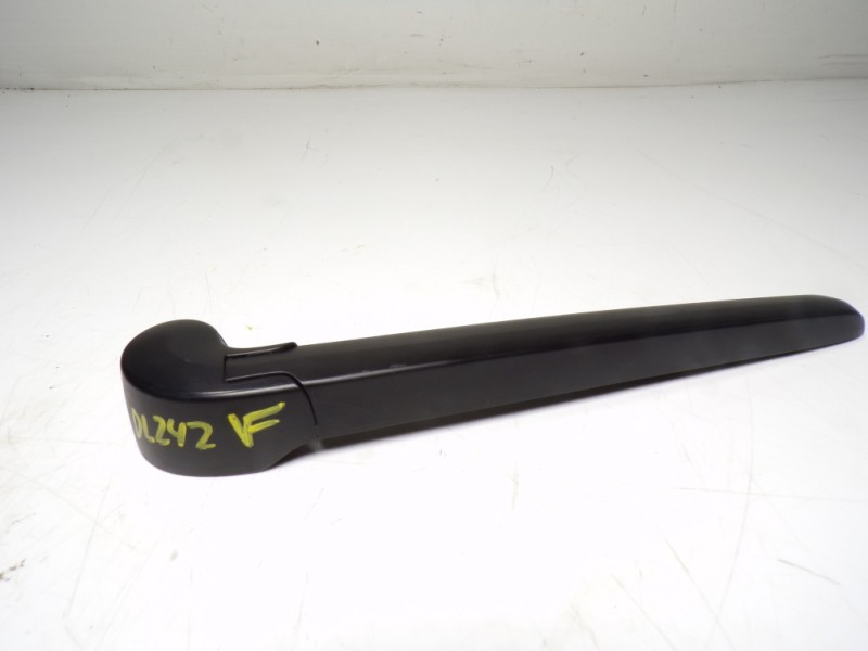 Recambio de brazo limpia trasero para audi a3 sportback (8vf) 35 tfsi s line referencia OEM IAM 8V39554071P9  