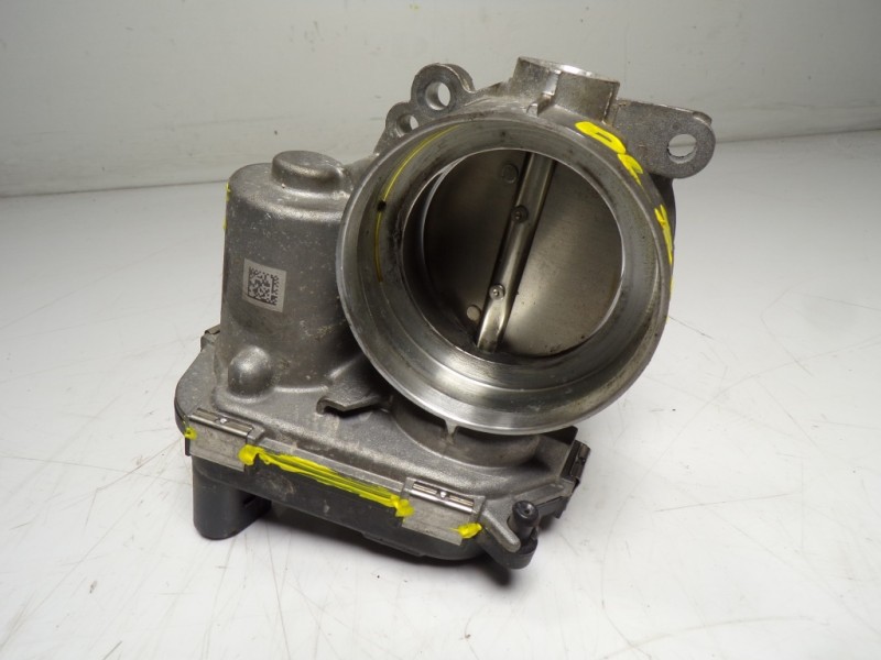 Recambio de caja mariposa para audi a3 sportback (8vf) 35 tfsi s line referencia OEM IAM 04E133062T 04E133062T 