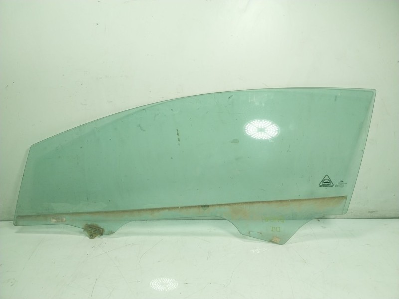 Recambio de cristal puerta delantero izquierdo para kia cee´´d 1.6 gdi cat referencia OEM IAM 82530A2700  