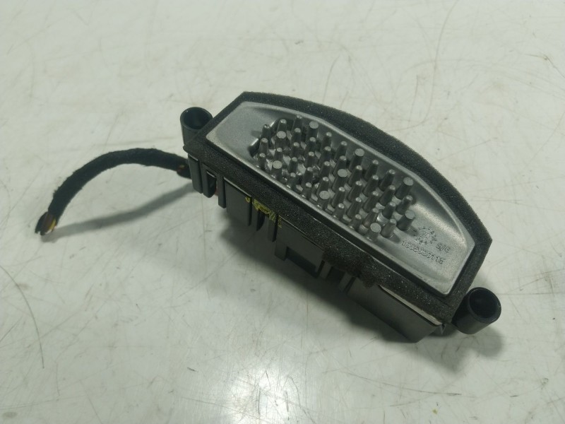 Recambio de resistencia calefaccion para bmw 1 (f40) 118 d referencia OEM IAM 64117952061 7952061 