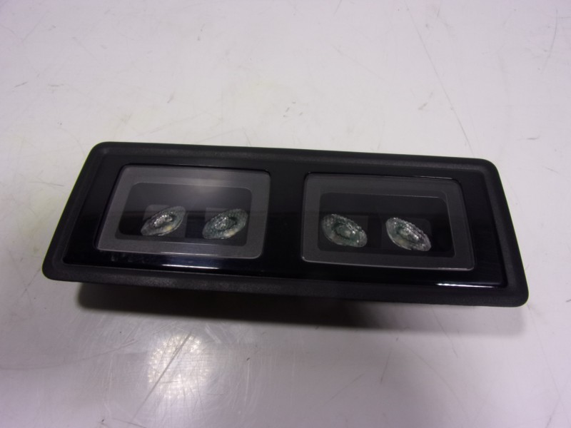 Recambio de piloto interior para cupra leon sportstourer (kl8) 1.4 tsi phev referencia OEM IAM 5H0947290D9B9 5H0947290D 