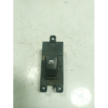 MANDO ELEVALUNAS DELANTERO DERECHO 93580A2000WK 49D5101000 