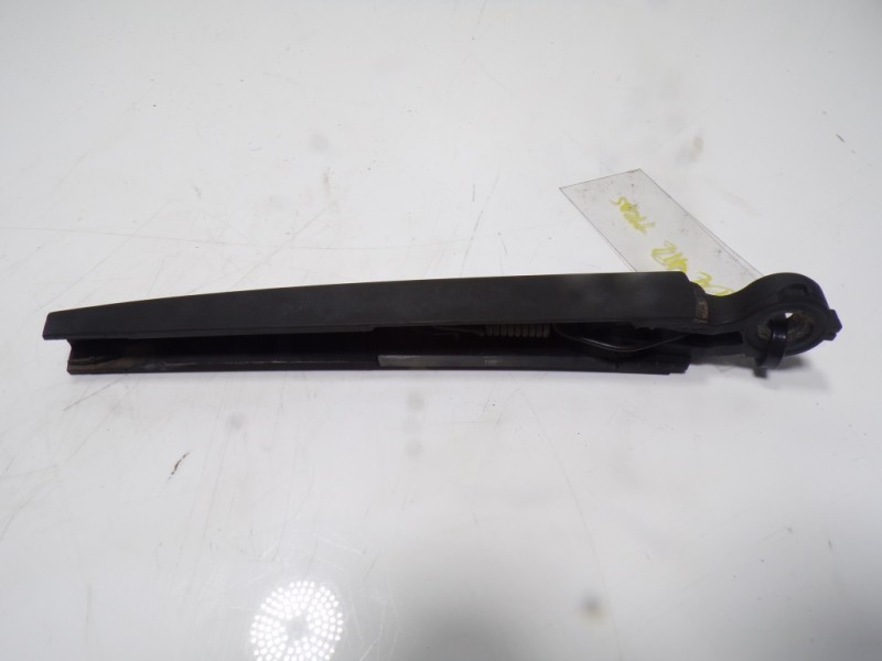 Recambio de brazo limpia trasero para volkswagen polo (6c1) 1.2 tsi referencia OEM IAM 6R6955707B  