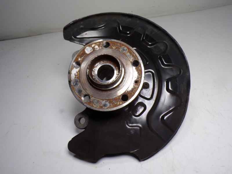 Recambio de mangueta delantera izquierda para audi a3 sportback (8vf) 35 tfsi s line referencia OEM IAM 5Q0407255R  5WA407621