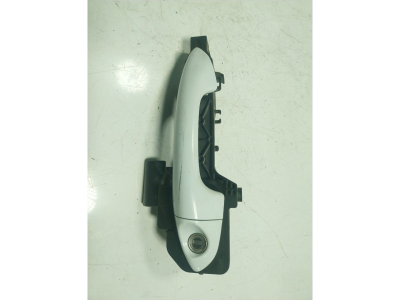 Recambio de maneta exterior delantera izquierda para kia cee´´d 1.6 gdi cat referencia OEM IAM 82651A2000  82655A2000