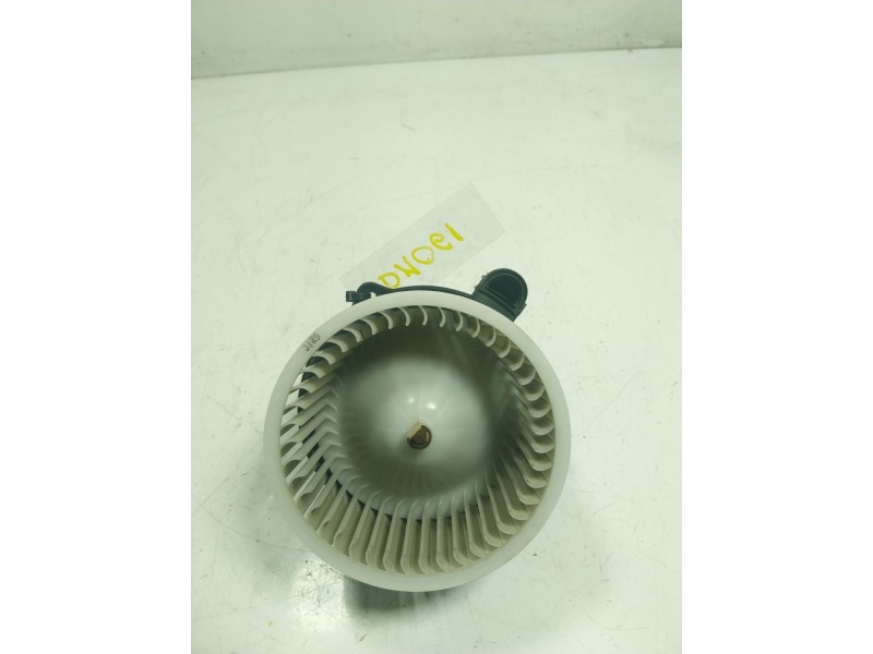 Recambio de motor calefaccion para kia cee´´d 1.6 gdi cat referencia OEM IAM 971133X000 F00S3B2474 