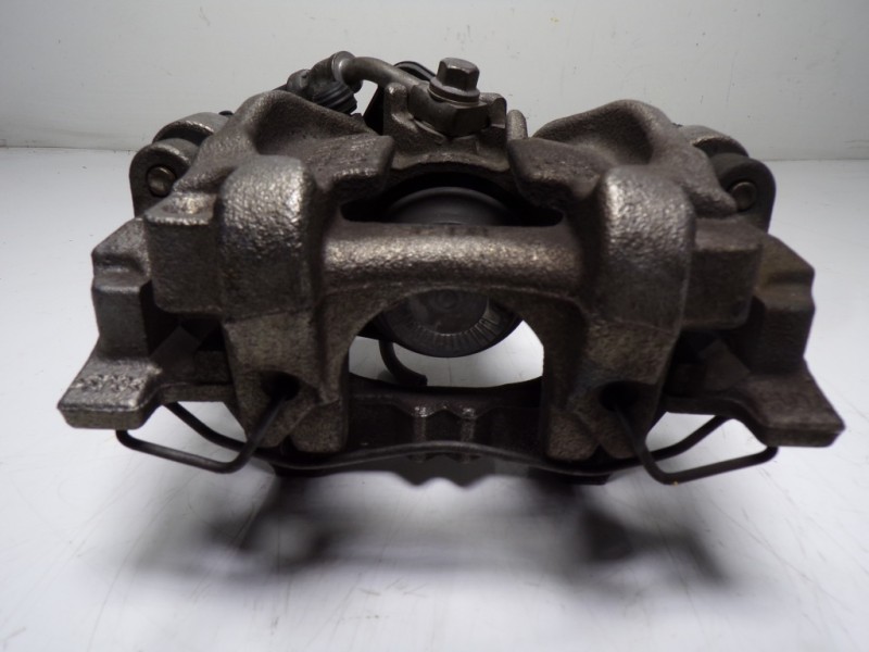 Recambio de pinza freno trasera derecha para audi a3 sportback (8vf) 35 tfsi s line referencia OEM IAM 5Q0615424ESL7  
