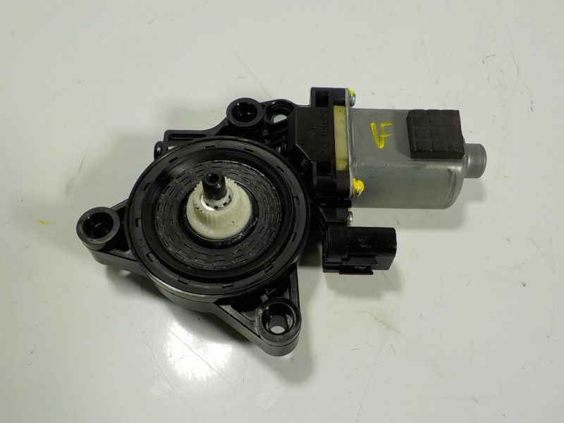 Recambio de motor elevalunas trasero izquierdo para hyundai tucson 1.7 crdi cat referencia OEM IAM 83450D7000 83450D7000 0011007