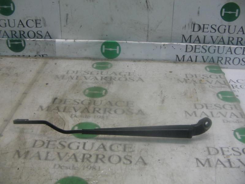 Recambio de brazo limpia delantero izquierdo para citroën xsara berlina 1.9 td exclusive referencia OEM IAM   